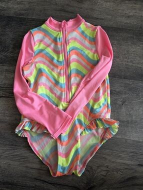 Bebe Girls long-sleeve rash guard swimsuit Striped Wavy Pattern Front Zip S 7/8